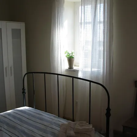 Dolphin Guest House And Studios Tochni Room photo